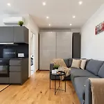 Apartment Sparano Mood 170 Bari